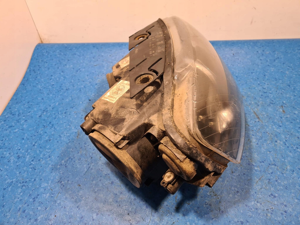 фото №3, Vw passat b6 фара правий