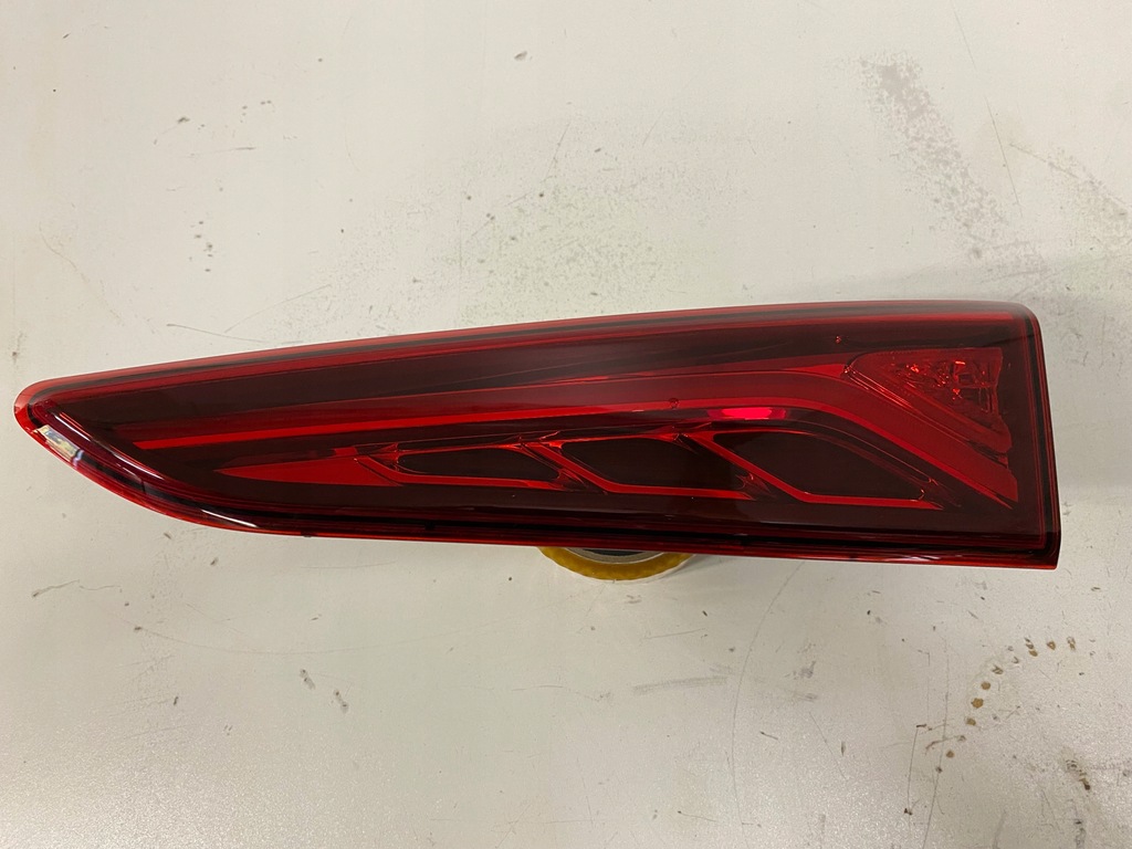 фото №1, Hyundai kona лампа led правая задняя задняя w крышка