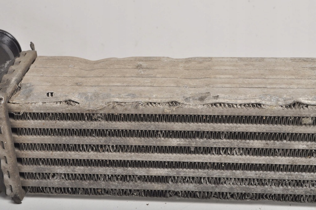 фото №11, Seat ibiza iv радиатор интеркулер 6r0145805c