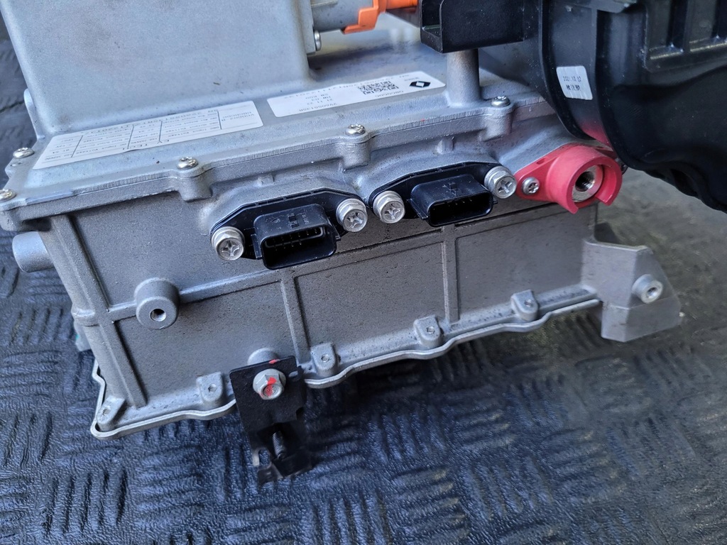 фото №8, Конвертер инвертор зарядное устройство разъём зарядки преобразователь dacia spring