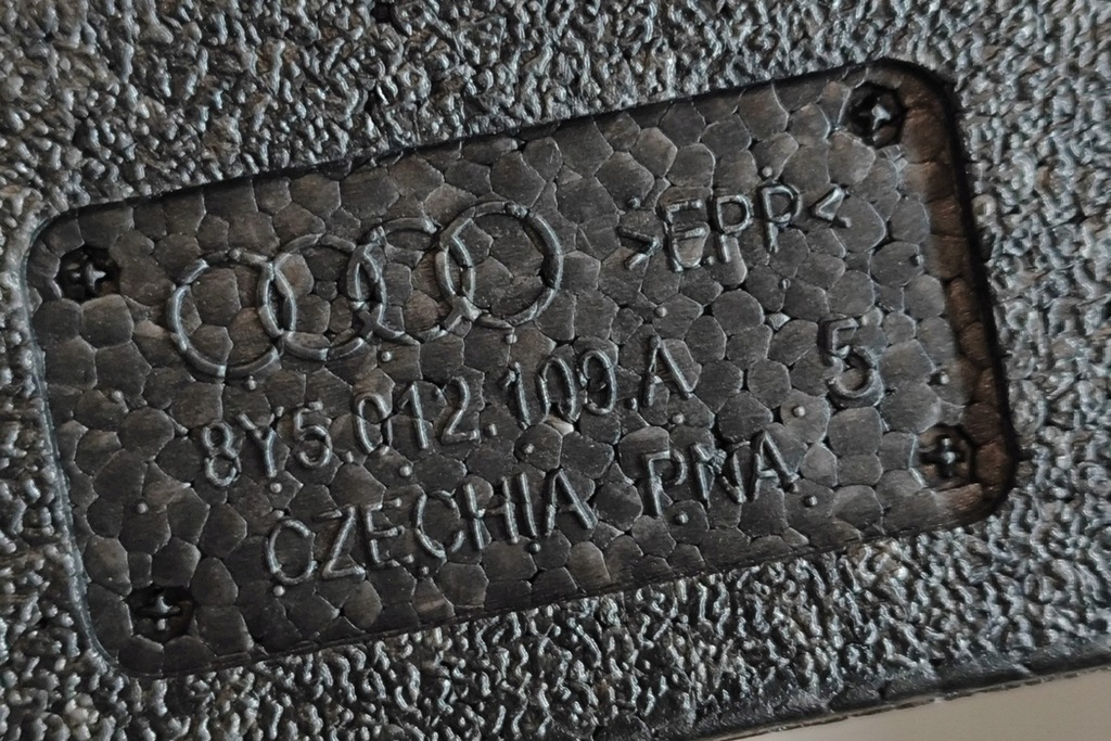 фото №6, Audi rs3 седан 8y пена багажника 8y5012109b 2.5 бензин 299kw 2022 245