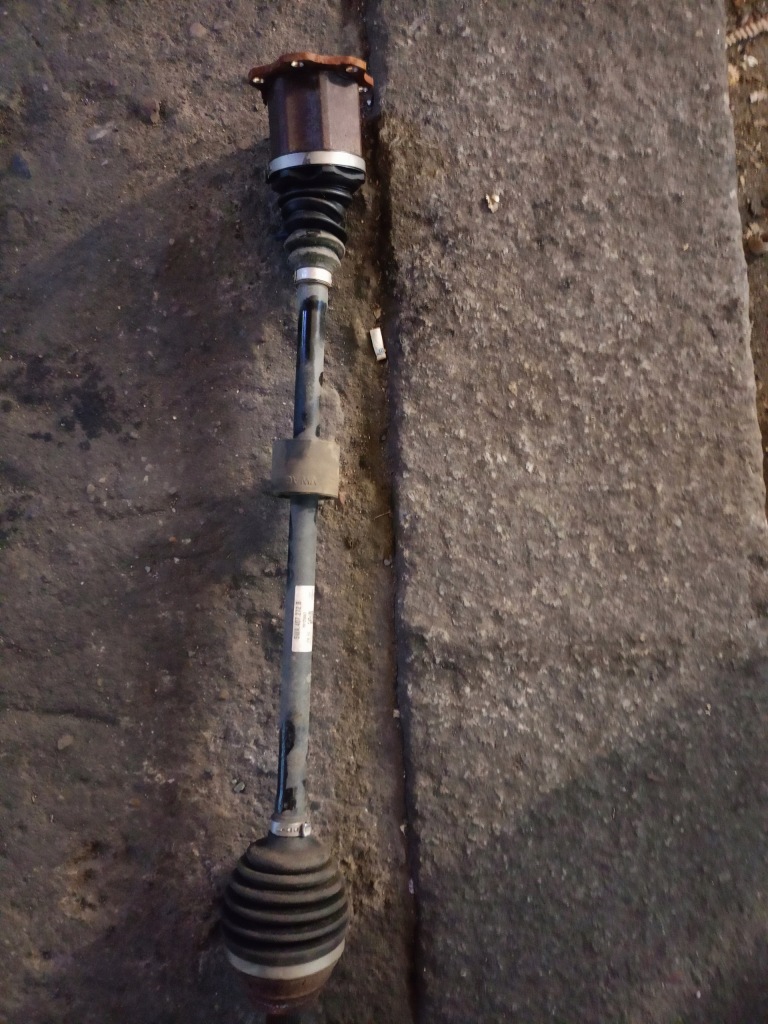 Купить Vw приводной вал правый  перед 5wa407272b