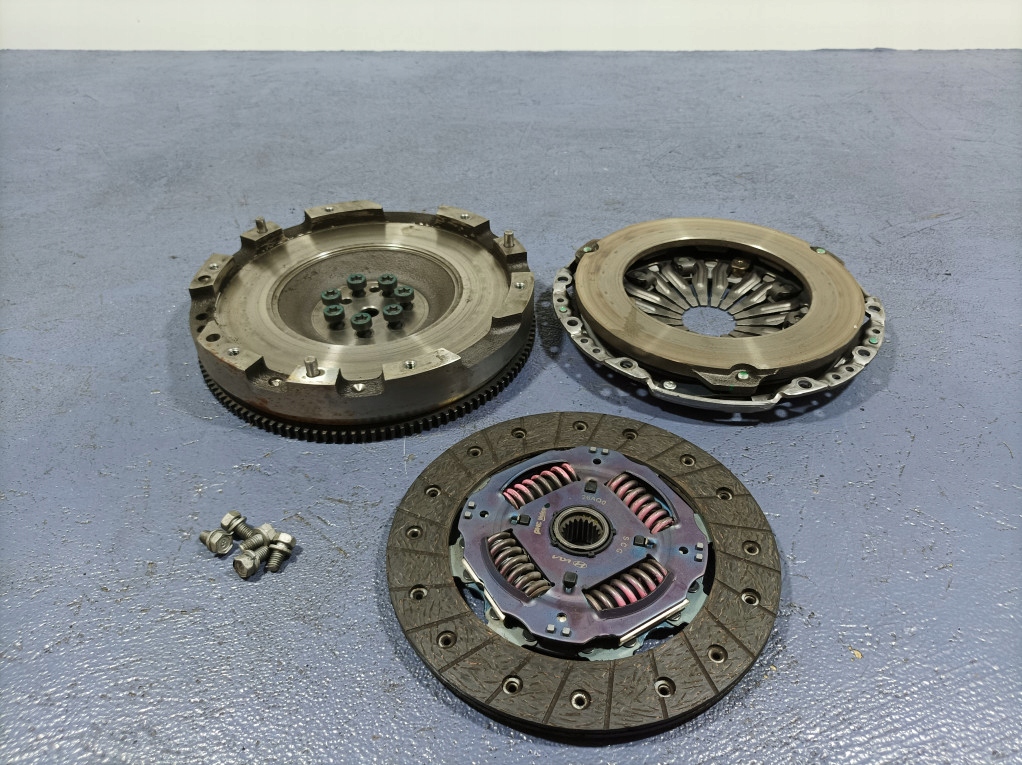 фото №5, Hyundai i20 iii 20- 1.0 t-gdi g3le 100km зчеплення диск притиск 23200-07800