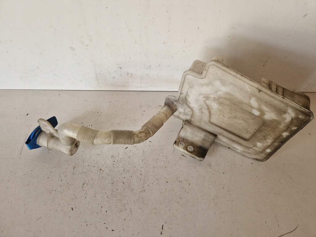 фото №7, Бачок омывателя skoda octavia ii lift 1.6 tdi