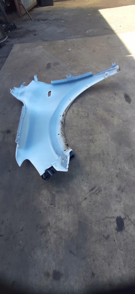 Крыло  правый  перед передний dacia jogger dv369 Киев