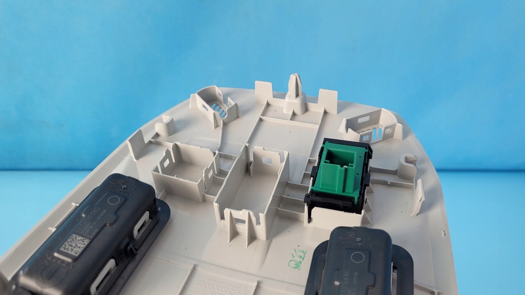 фото №15, Opel astra l vi gse 23r лампа освітлення салону кабіни 9839568880