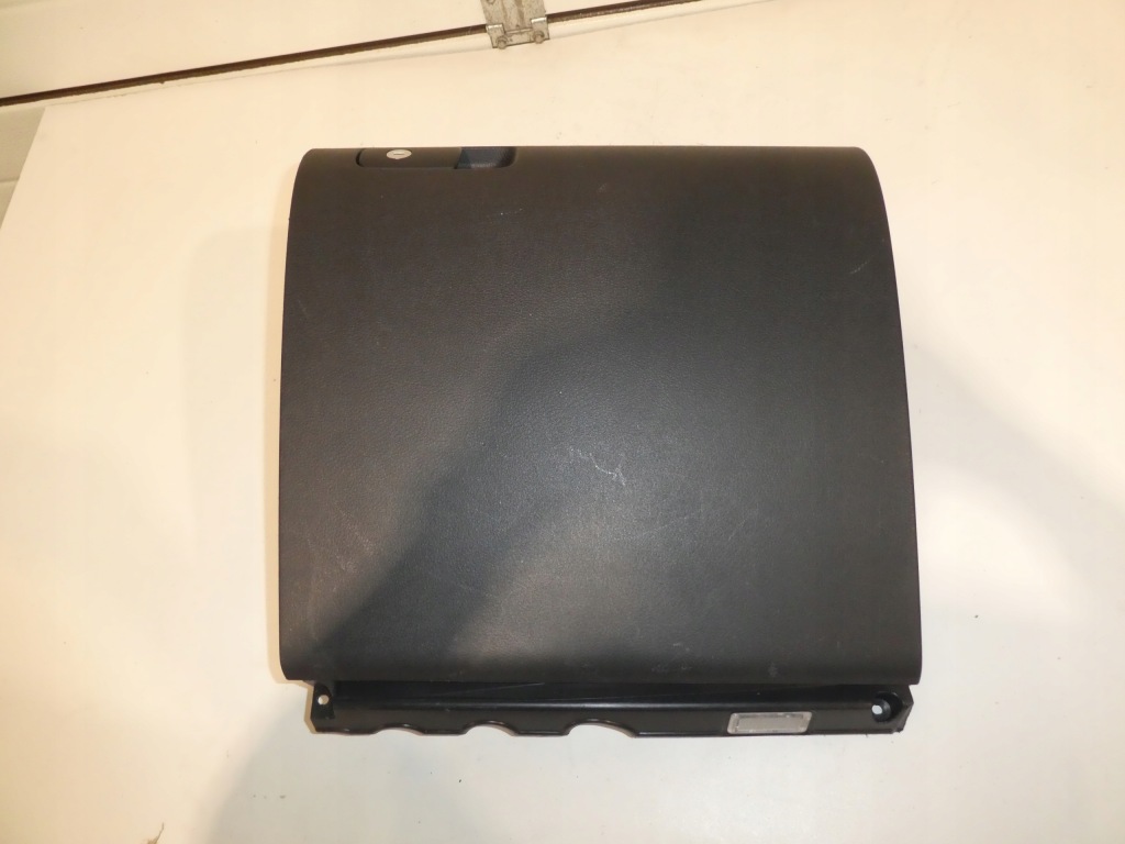 фото №1, Vw golf vi plus бардачок пассажира 5m1857097q