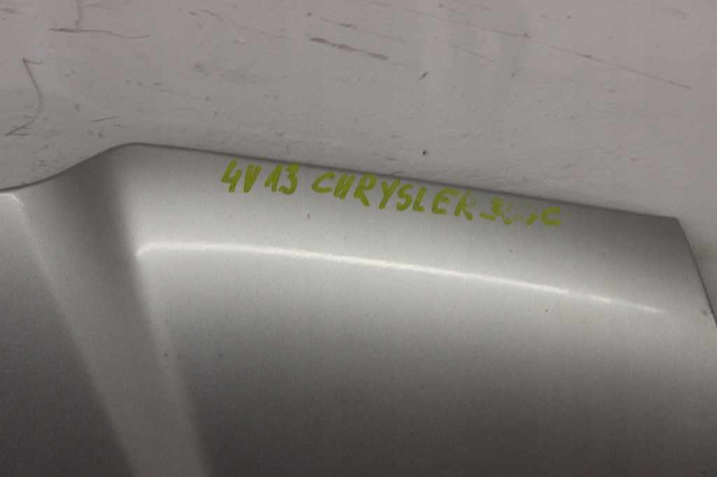 Капот крышка двигателя chrysler 300c 2004r- Оригинал