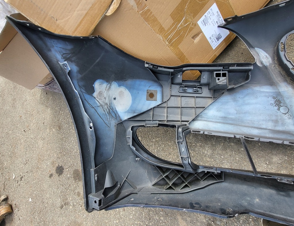 фото №14, Бампер передний направляющие bmw 5 f10 f-10 оригинальный номер 7320919 чёрный