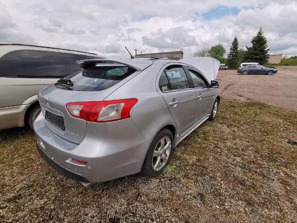 фото №8, Mitsubishi lancer впуск повітря do кабіни 2009 1.8l rh28030a 09177