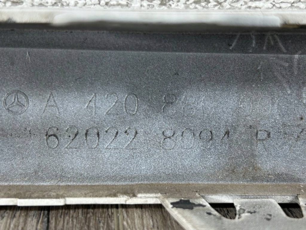 фото №15, Mercedes citan ii w420 2021- верхній частина бампер перед решітка радіатора a4208800000