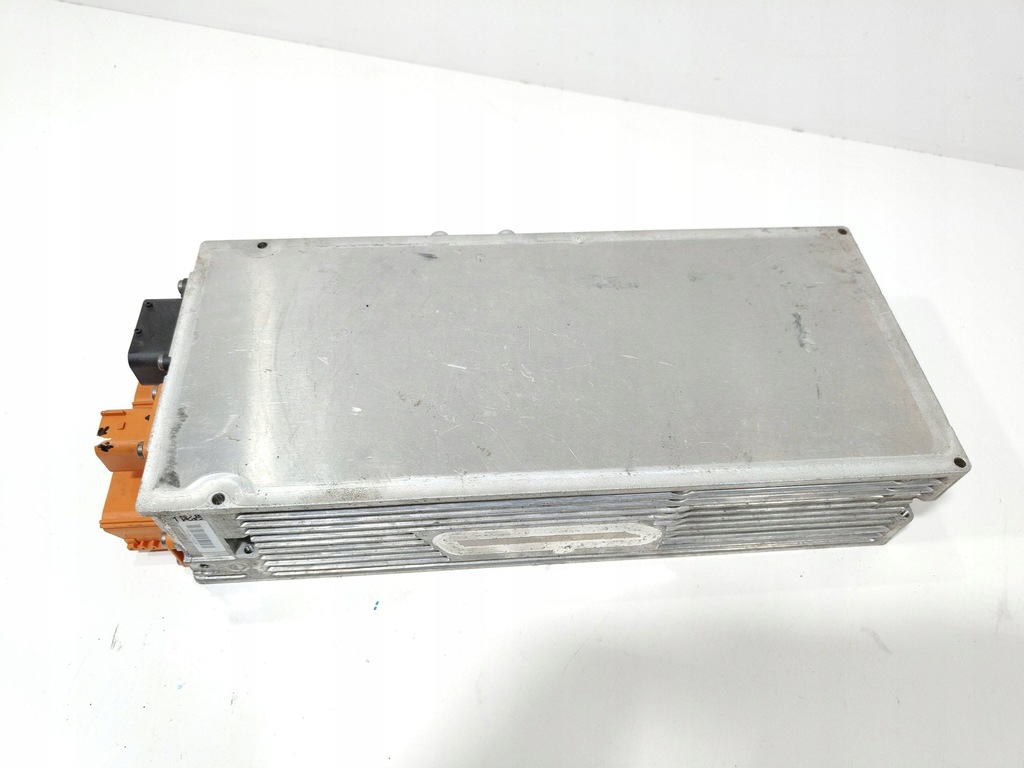 фото №5, Porsche taycan 9j1 конвертер инвертор 9j1915681bf