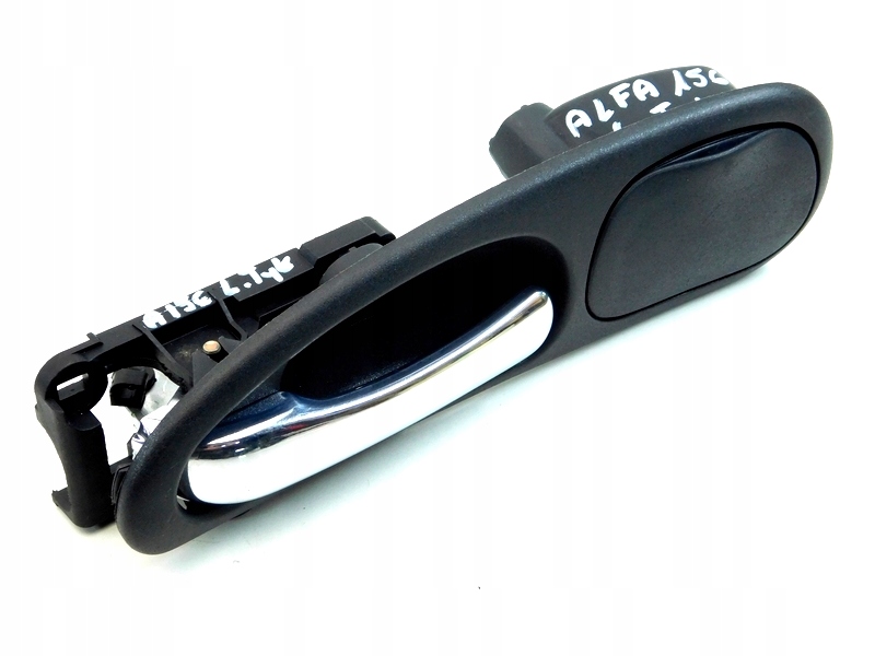 фото №2, R/18 alfa romeo 156 захист ручка двері l.tył
