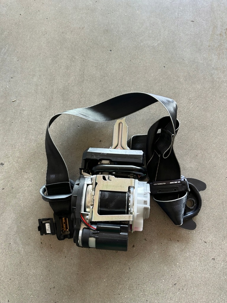 фото №1, !audi rsq8 передний правый pas безопасности 4m8857706e!