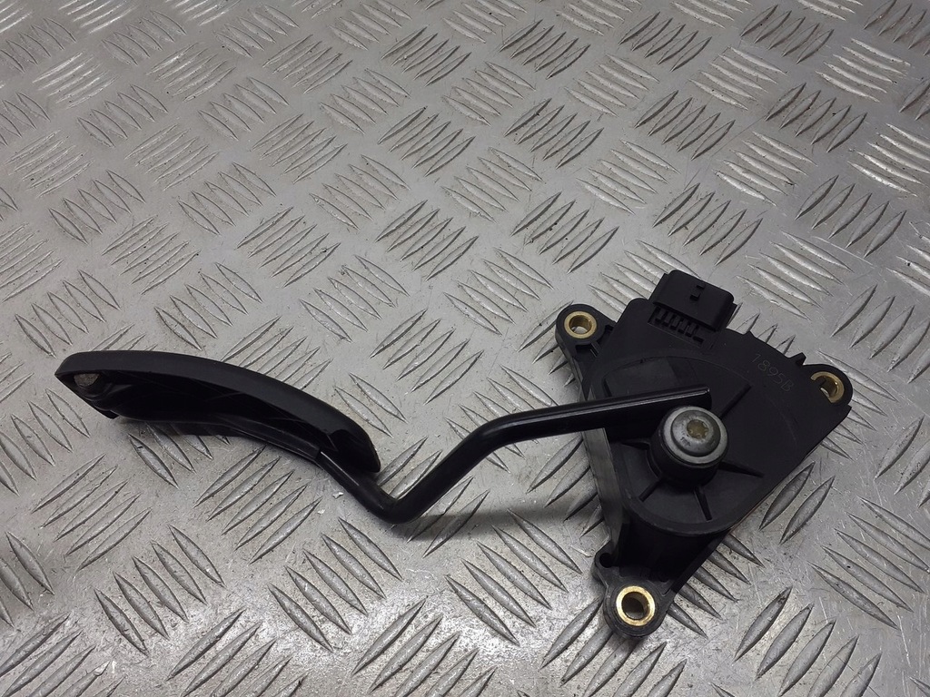 фото №1, Потенциометр газа renault scenic ii 1.6 8200159647