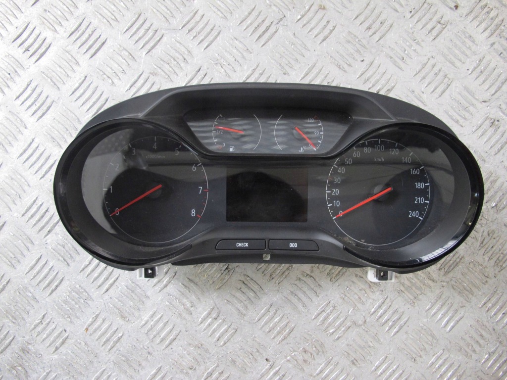 Купити Opel grandland x лічильник спідометр прилади 1.5 blue hdi 2018-