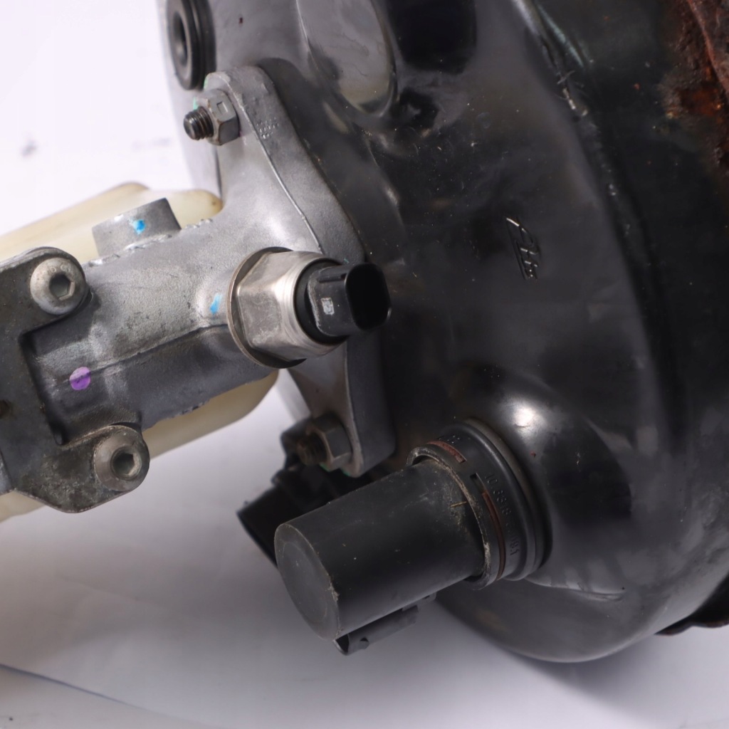 Mercedes v251 усилитель тормозов тормозные насос a2514301430 в Украине