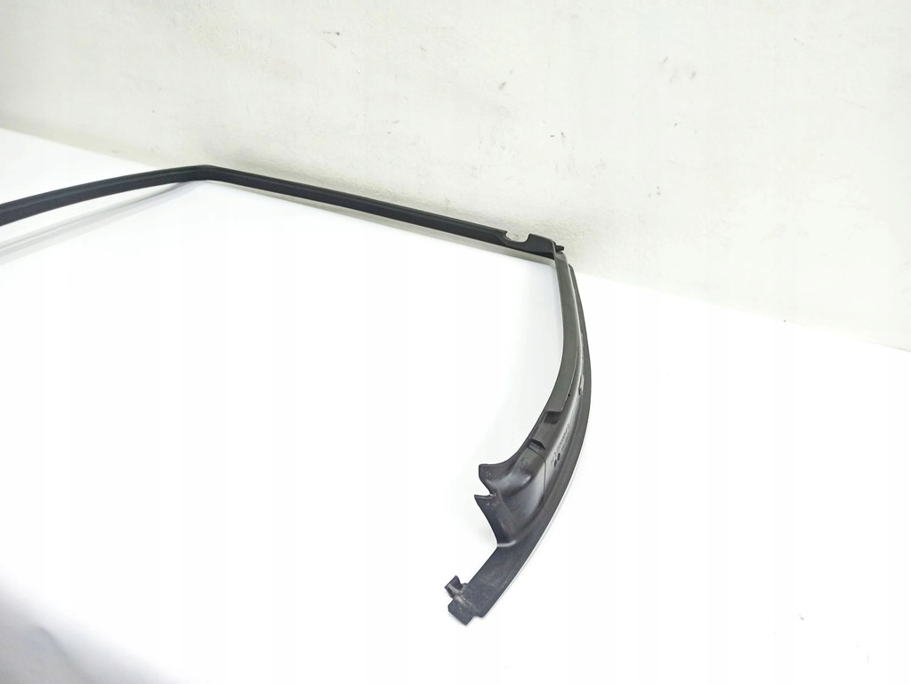 фото №11, Молдинг стекло задний задняя сторона левая land rover range rover sport l320 ejn00