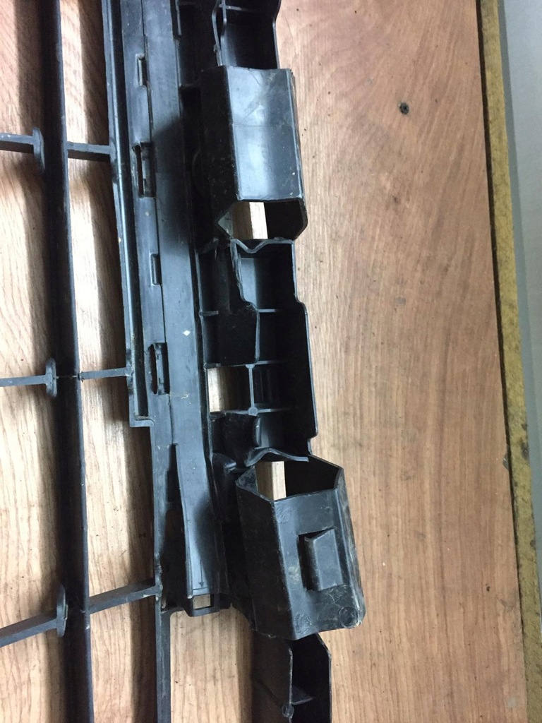 фото №9, Renault espace v решітка середня перед 622548143r