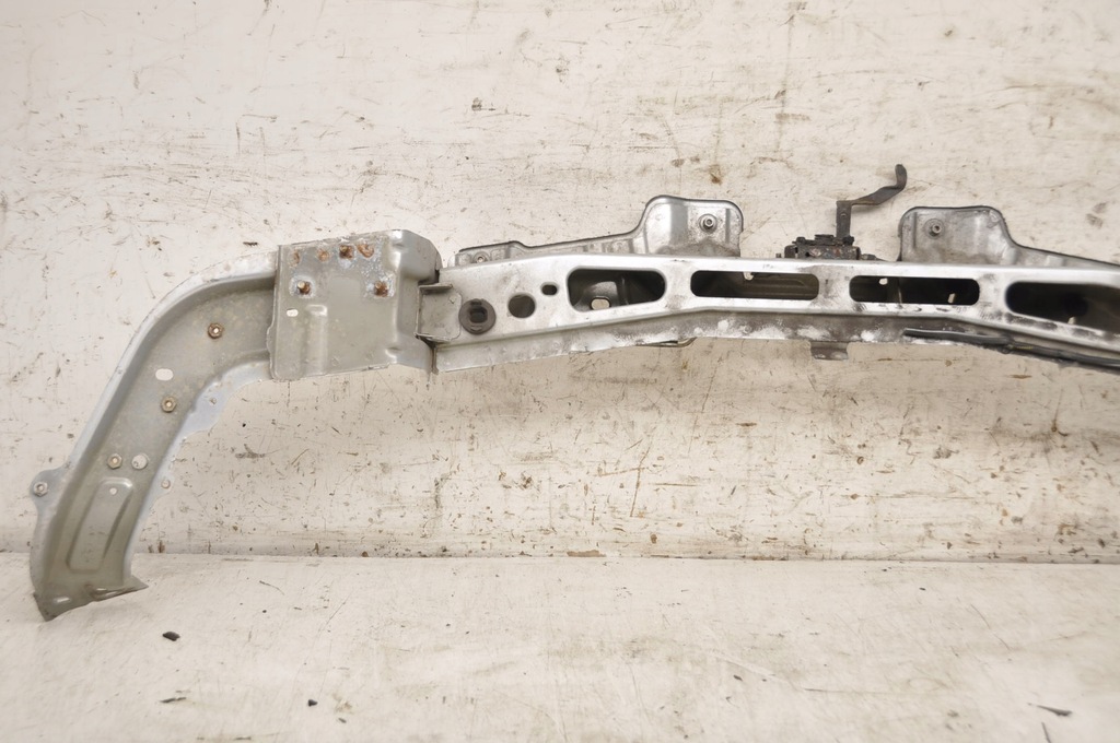 фото №9, Opel combo d pas передний усилитель