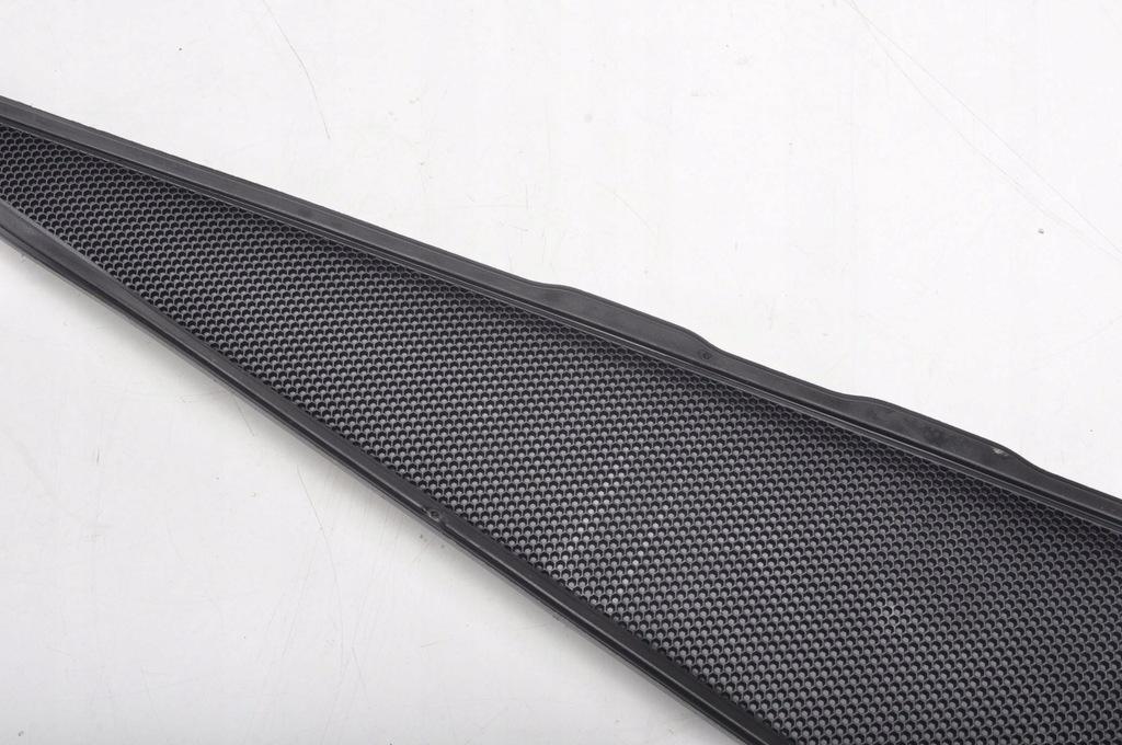 фото №7, Porsche 718 cayman 982 молдинг накладка правая 21r