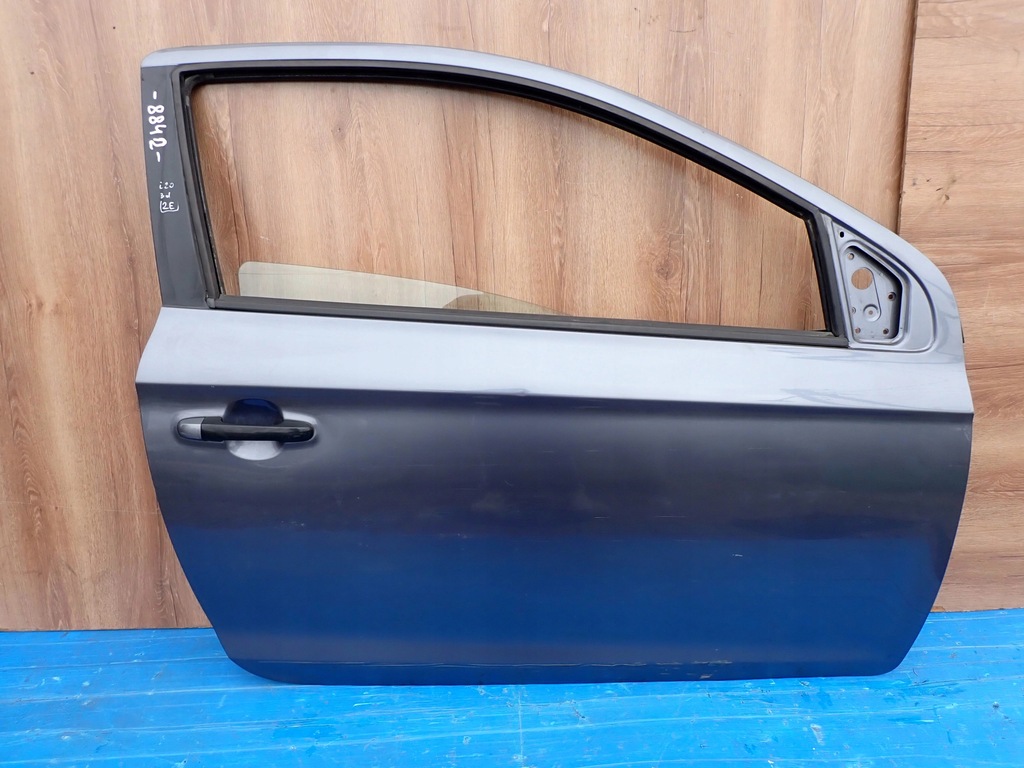 фото №1, Hyundai i20 09-12 дверь правое 2e