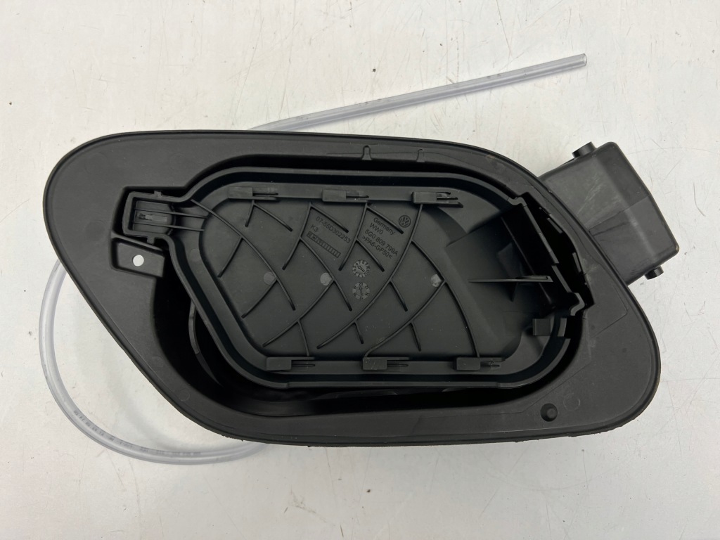 фото №1, Vw golf vii 5g крышка заливной топлива оригинал 20-