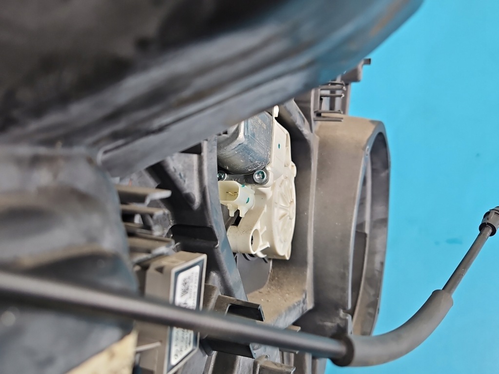 фото №7, Подъемник перед левый стекло подъемник dodge caravan v 07-20 a2048203126 5d hb