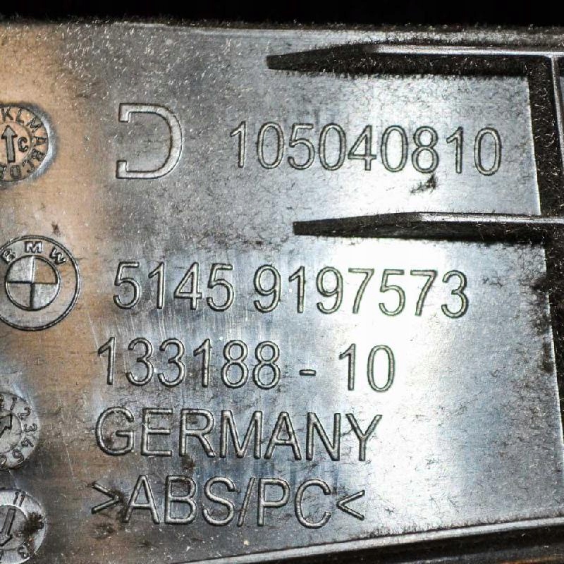 фото №5, Bmw 6 бардачок na перчатки f12 9197573 2014 rhd