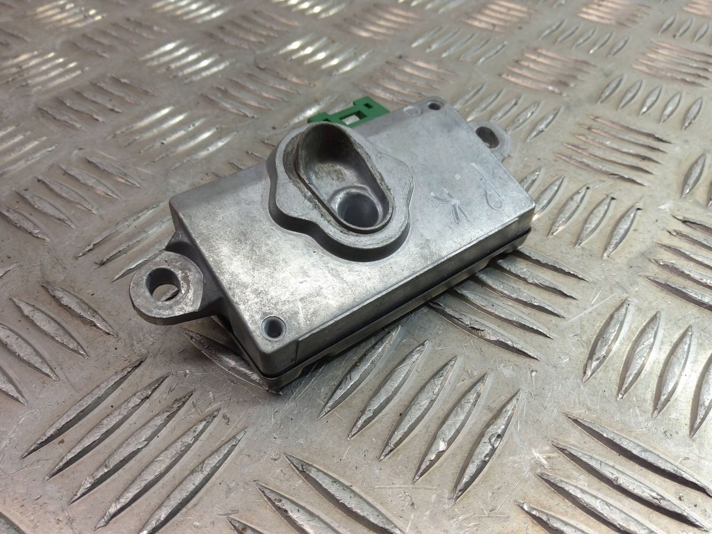 фото №12, Bmw 7 e65 e66 2003 датчик удара подушка безопасности