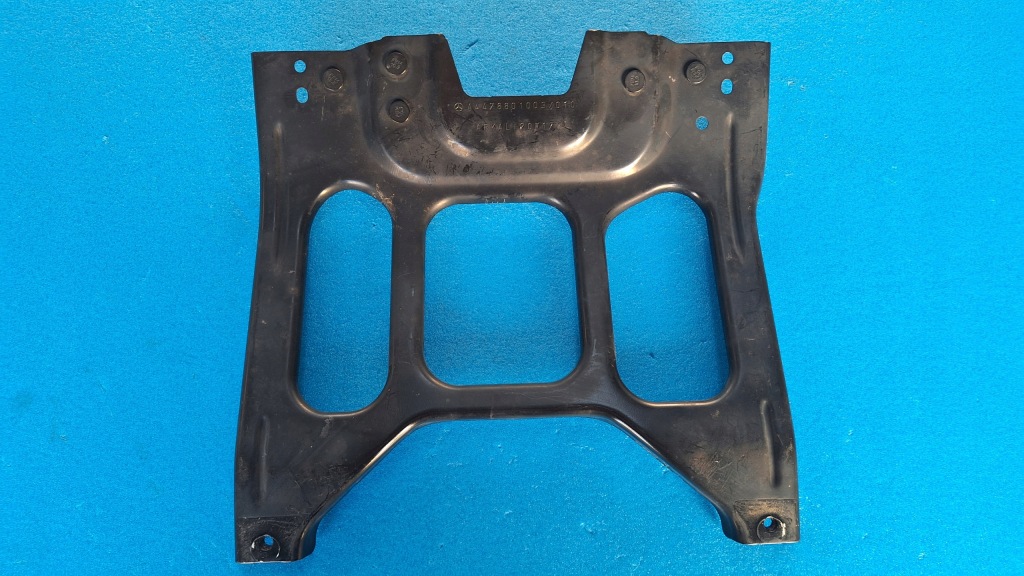 фото №6, Mercedes v w447 кронштейн радара передний