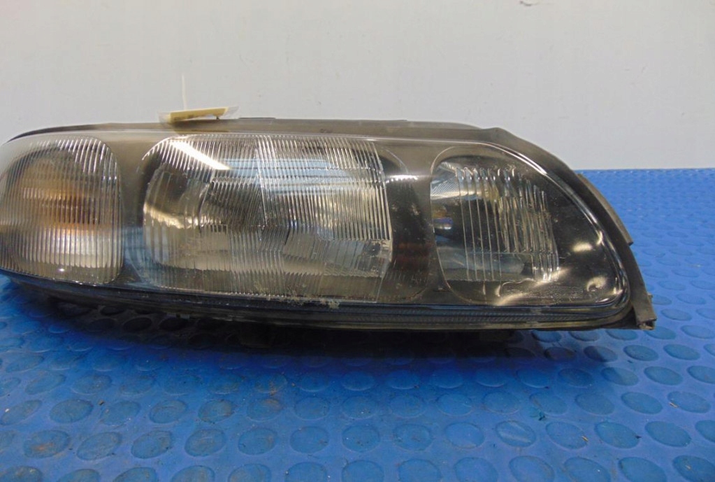 фото №1, Volvo s60 фара правий 8693578
