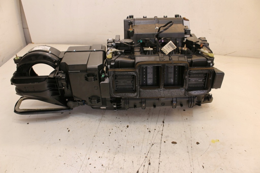 Обігрівач корпус mercedes clk w209 рестайлінг  європа Недорого