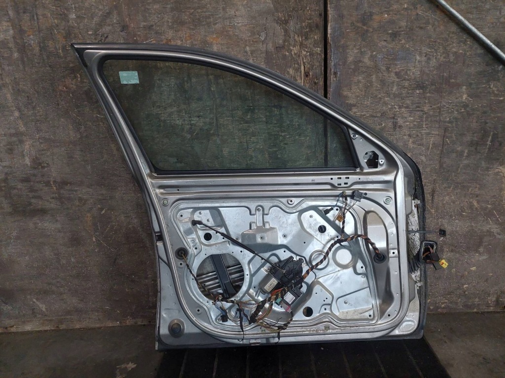 фото №3, Дверь полный левый перед skoda octavia ii 9202