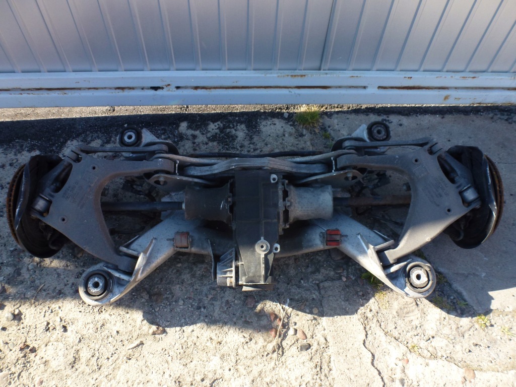 фото №1, Подвеска балка задняя задняя audi a8 s8 d3 5.2fsi