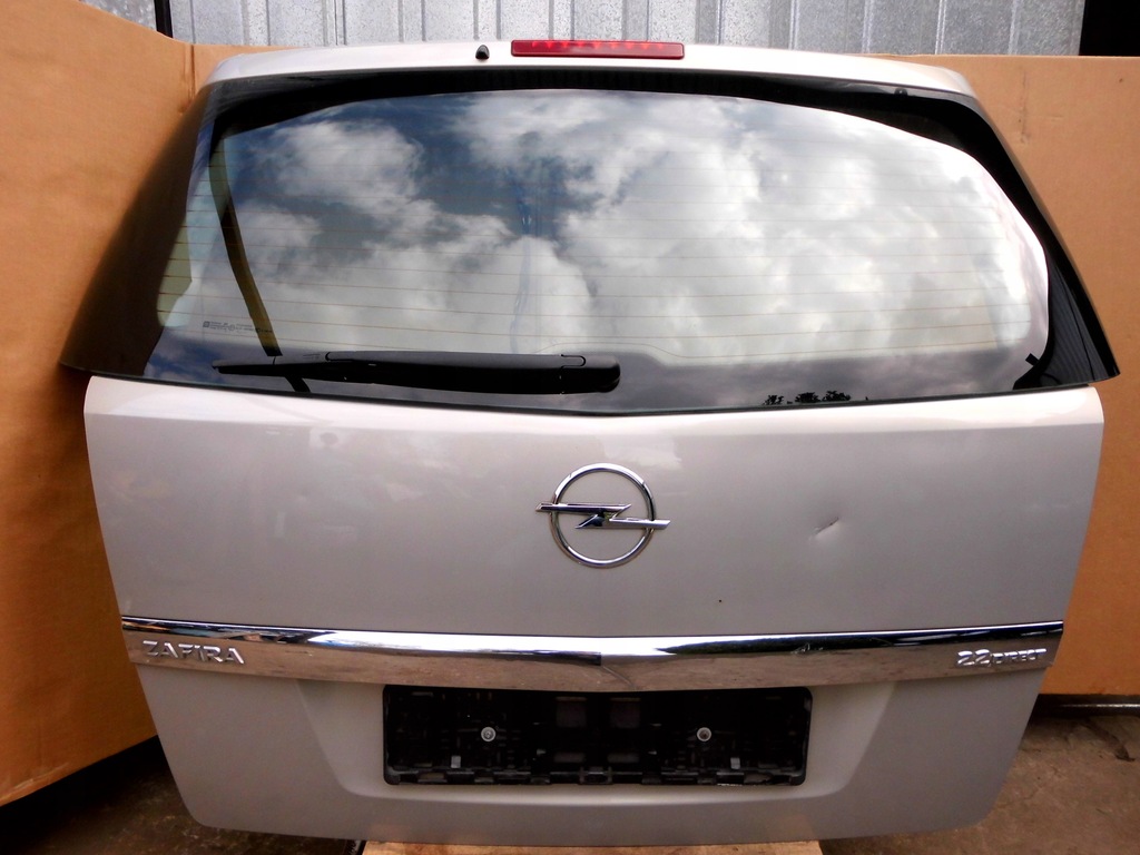 фото №1, Opel zafira b крышка багажника z167