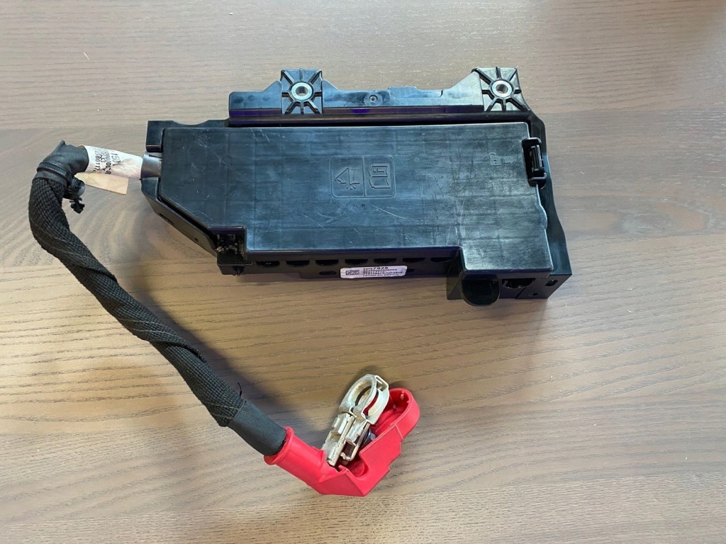 фото №1, Запобіжник клема plus акумулятор corvette c8