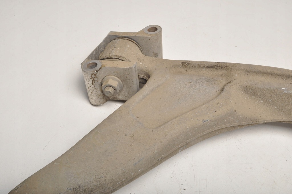 фото №7, Volvo xc60 ii рычаг правый перед 31360700