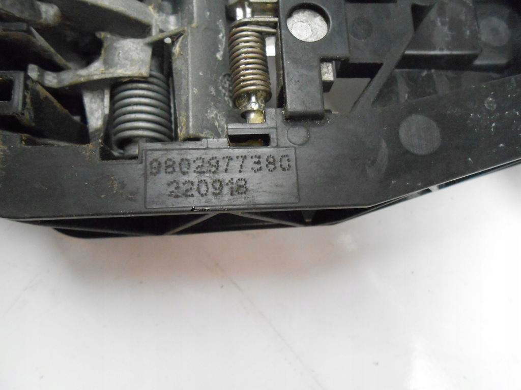 фото №12, Peugeot 308 t9 замок дверь левый задняя рамка ручка 9826126080 9802977380