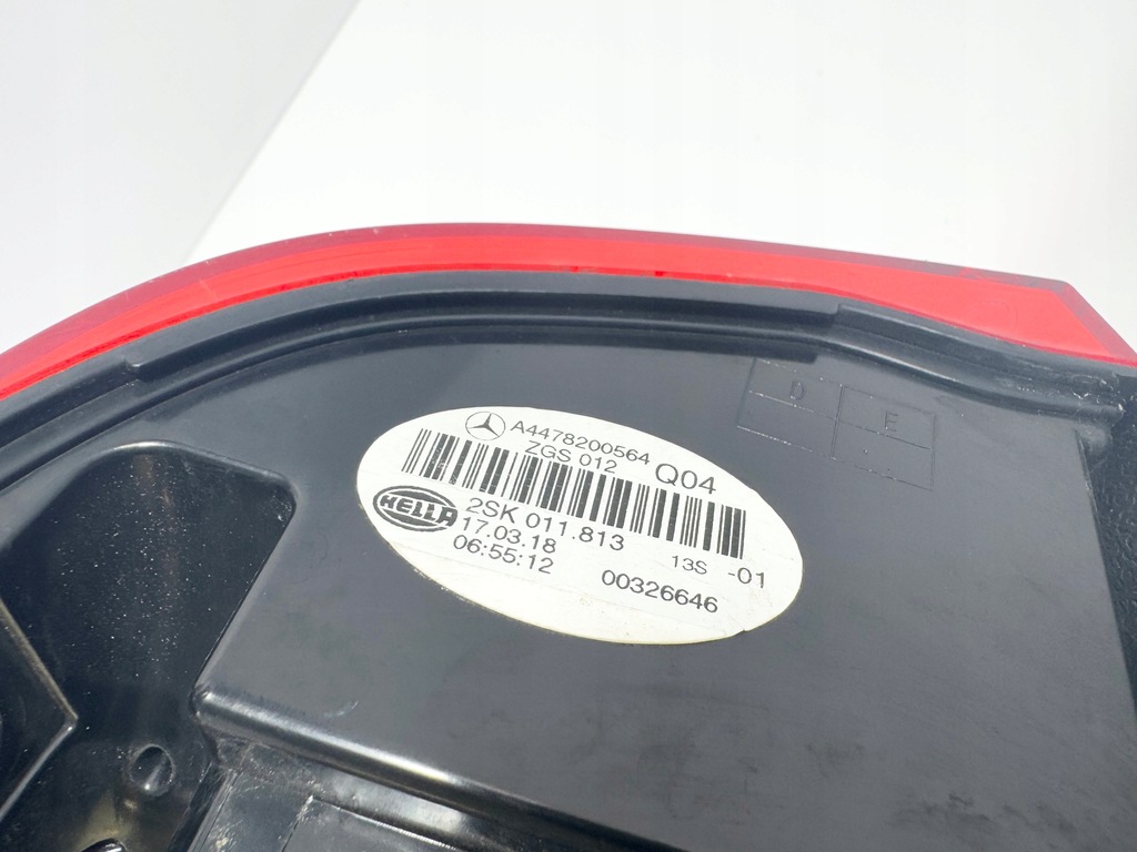 фото №9, Mercedes v-klasa 447 лампа задняя лампы задние левая правая led