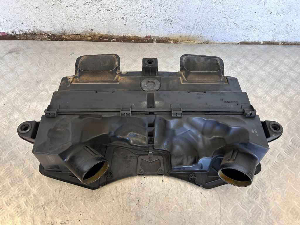 Корпус фільтра повітря bmw x5m e70 7589648 Ціна