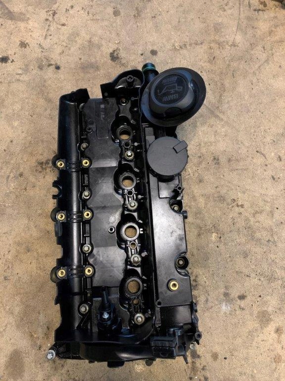 фото №1, Bmw x1 e84 e90 f10 f15 f07 f32 кришка клапанів n47