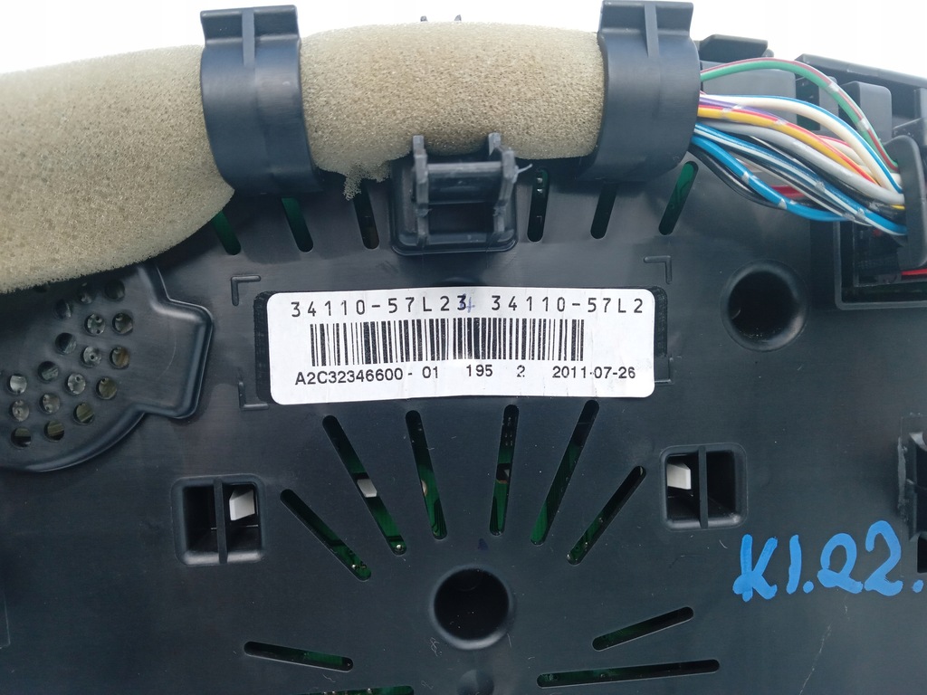 фото №9, Suzuki kizashi 2.4 4x4 счетчик anglik