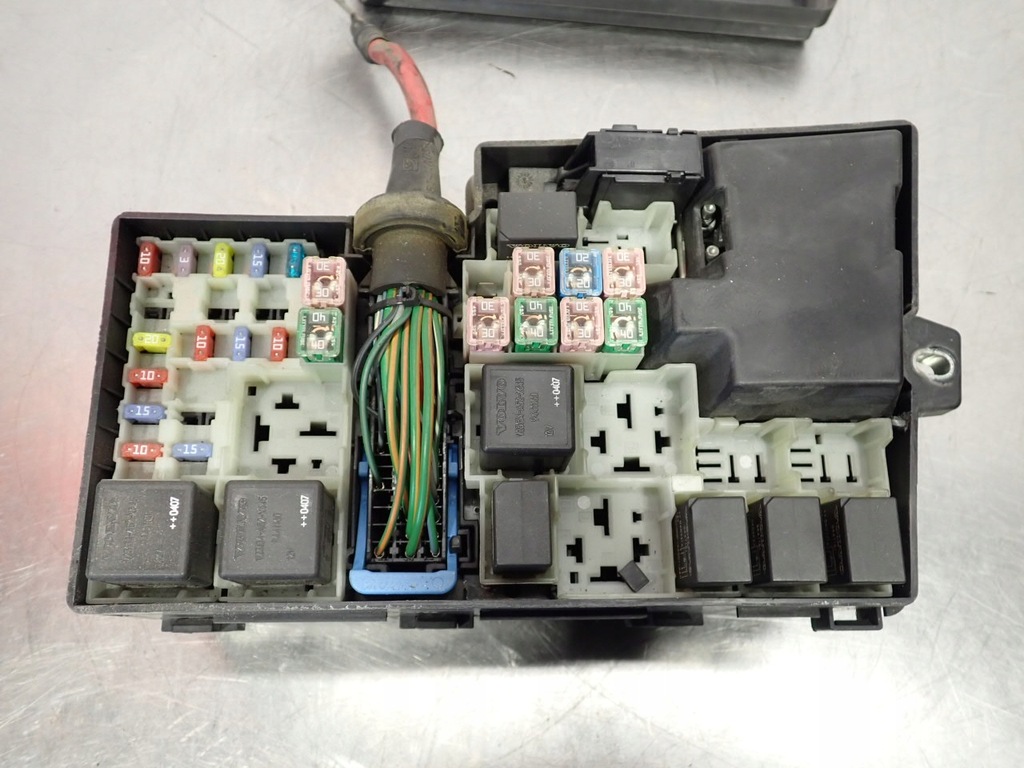 фото №9, Коробка предохранителей volvo s40 ii