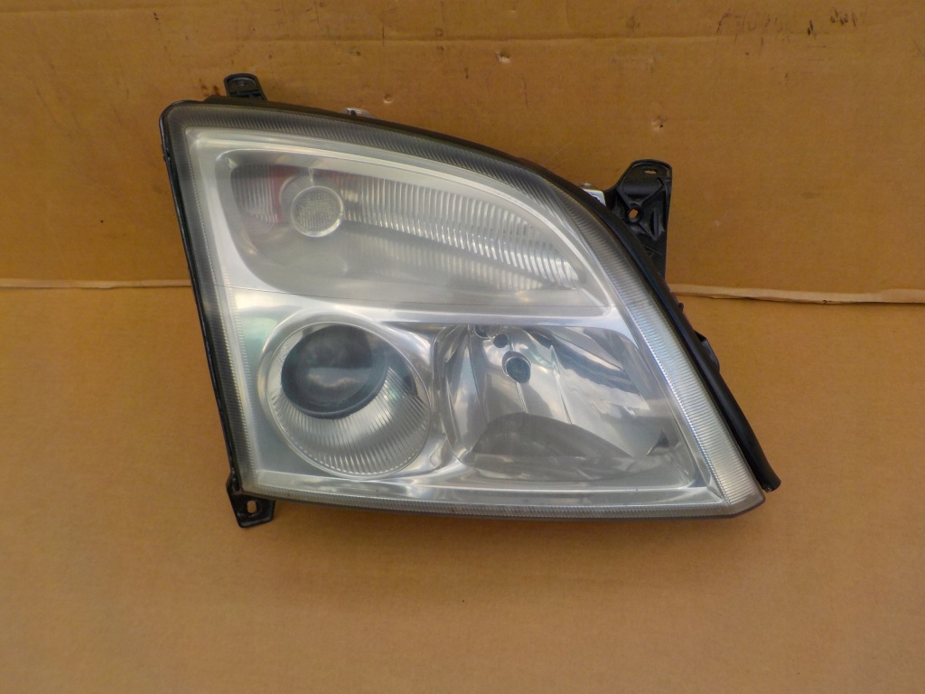 фото №1, Vectra c 02-05 лампа правая