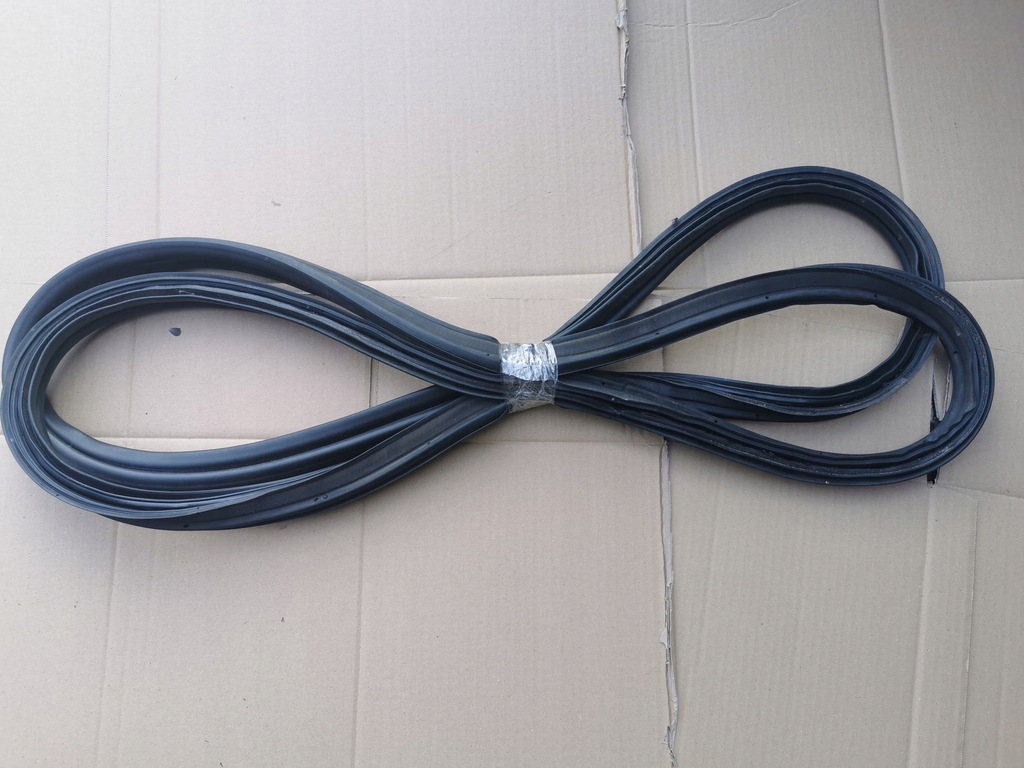 фото №1, Kia sportage iii прокладка крышки багажника