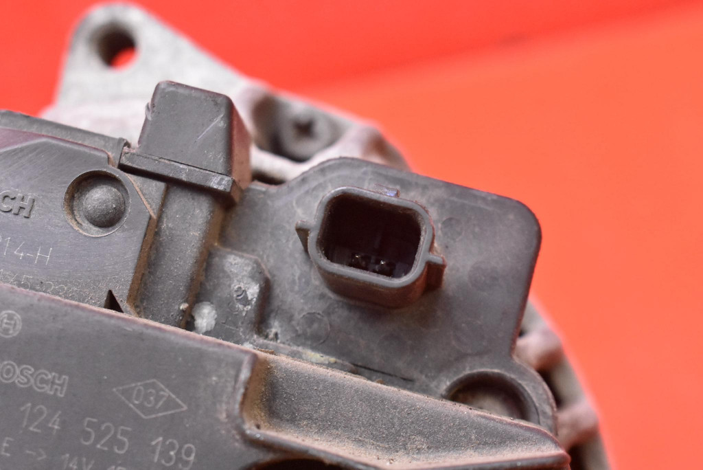 Генератор 8200660034 0124525139 renault megane 2 2 1.5 dci 106 km 06-12 с Разборки