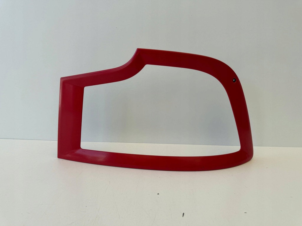 Купити Mercedes actros mp4 рамка права корпус лампи 9608260159 оригінал