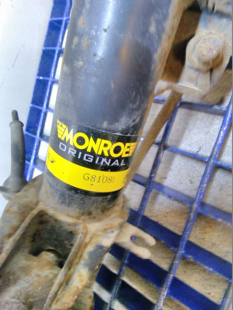 фото №6, Citroen nemo 1.4hdi поворотный кулак амортизационная стойка левый