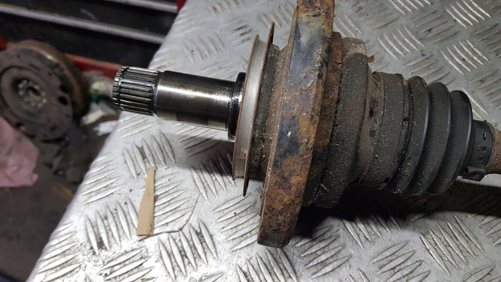 Mercedes w211 3.5 4matic приводной вал приводная левая правая задняя Киев